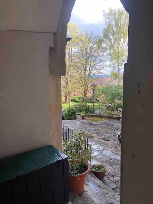 Beautiful 2 Bedroom Garden Flat In Great Location